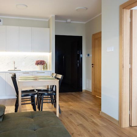 Apartament 018 Tuz Przy Plazy Z Tarasem I Parkingiem Perlowa Przystan سيانوزيتي المظهر الخارجي الصورة